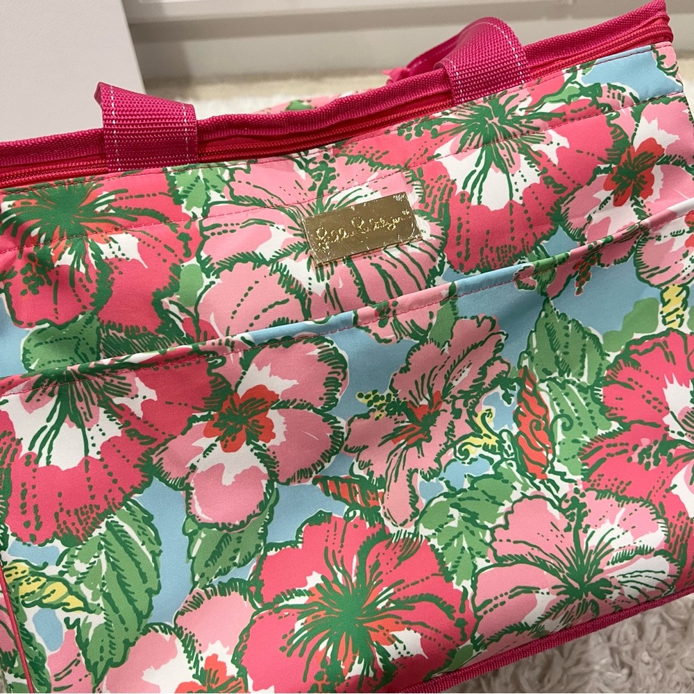 Lilly Pulitzer Beach Cooler - Picture 4 of 11